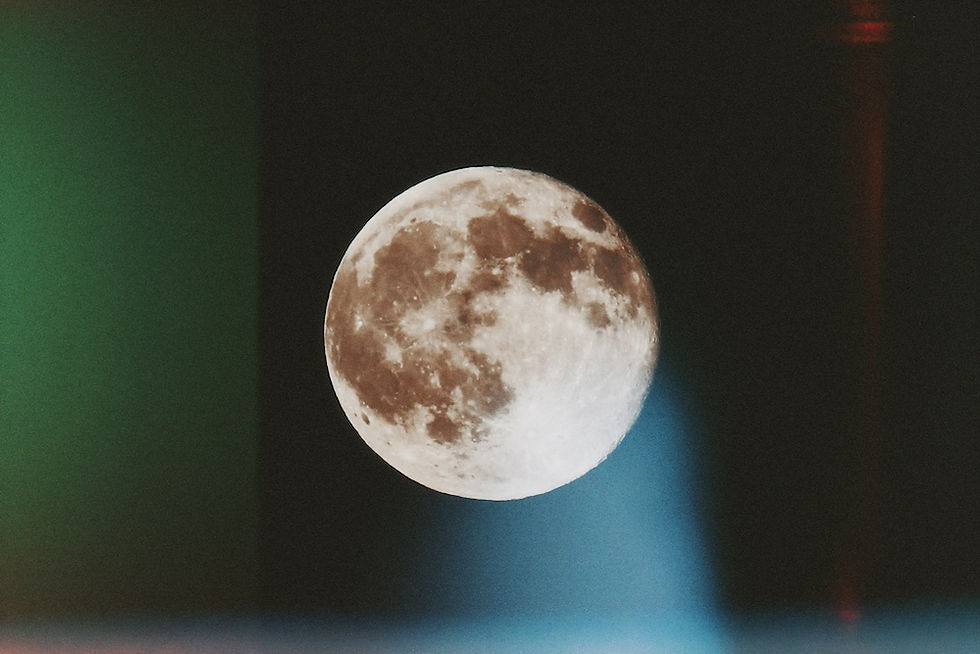 Understanding Your Natal Moon through Astrology & Tarot