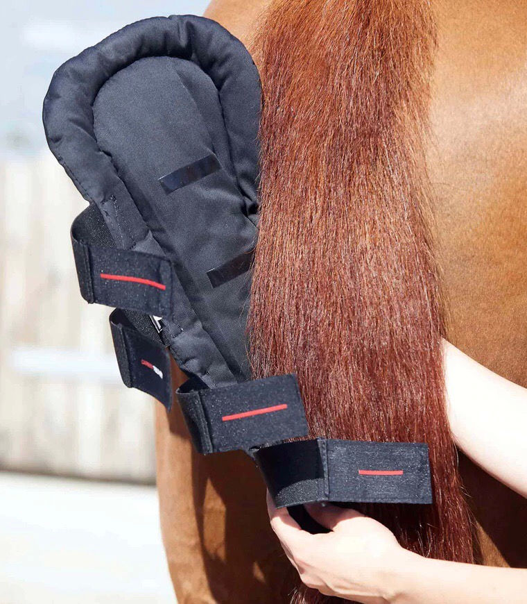 Thumbnail: PE Carbon Tech Anti-Slip Tail Guard 