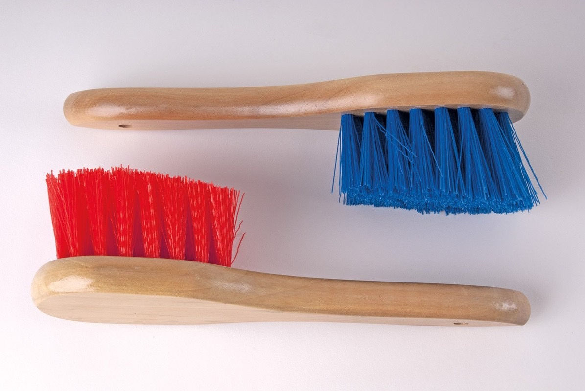  Harlequin Bucket Brush