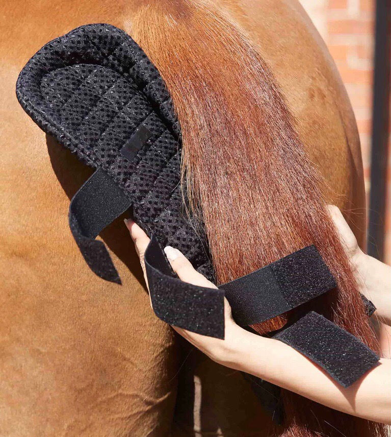 Thumbnail: PE  Waffle Quilted Double Locking Tail Guard