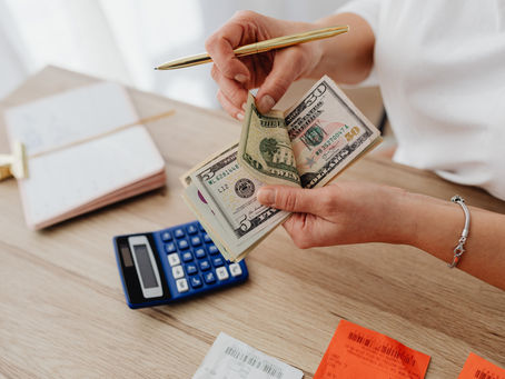 Surviving and Thriving in a Recession: 6 Expert Tips to Safeguard Your Finances