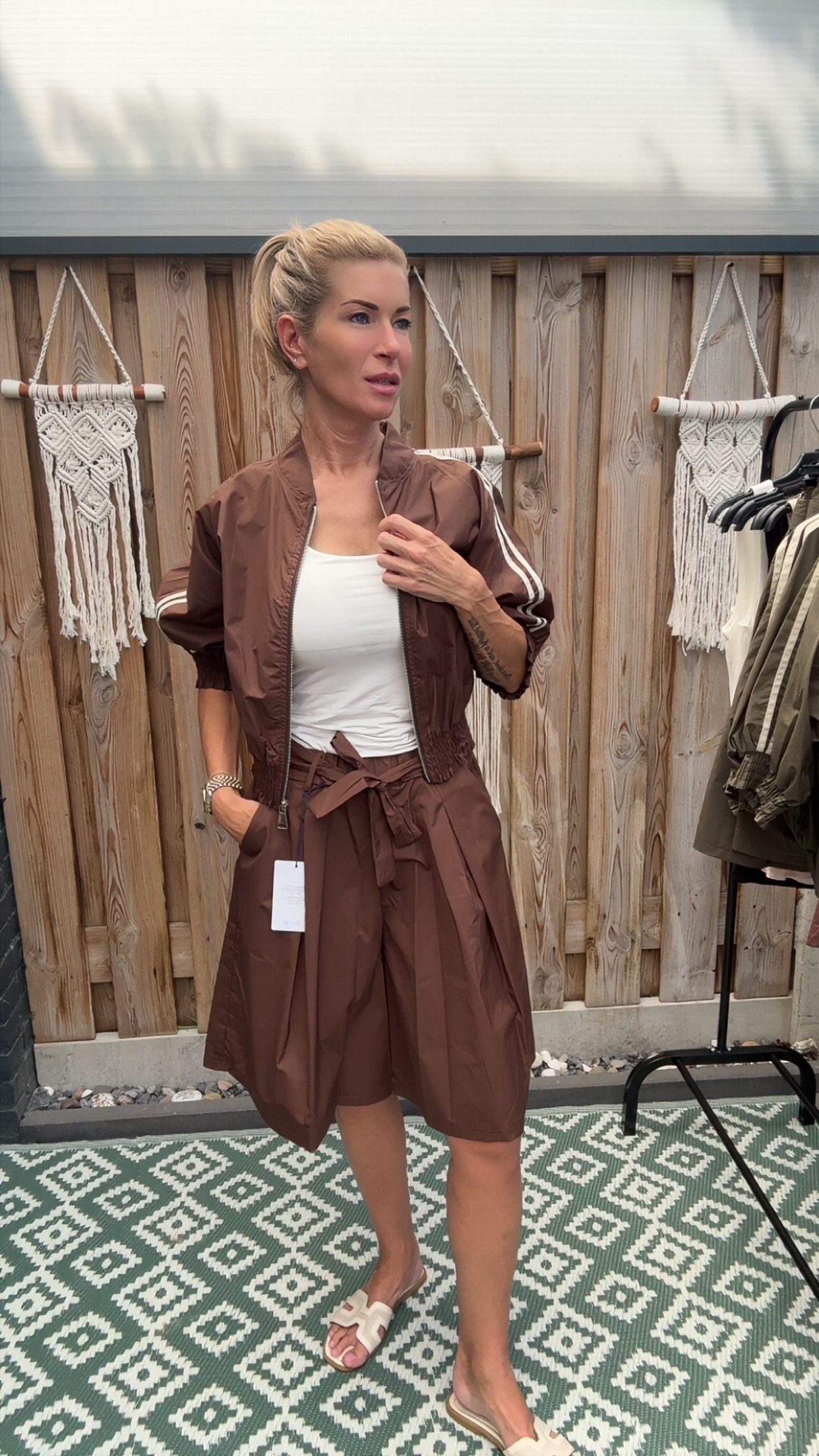 Bermuda Brown
