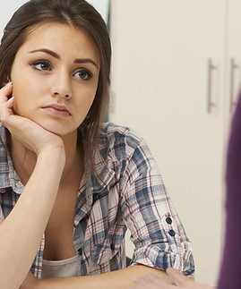 terapia-adolescentes-barcelona-psicologos-adolescencia_edited.jpg