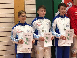 Fechter holen 4 Medaillen bei rheinischen Mannschafts-Meisterschaften