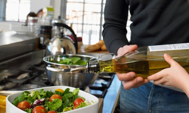 Extra virgin olive oil: why it's healthier