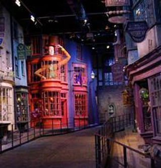 71503354_2426077820817877_69875235856779