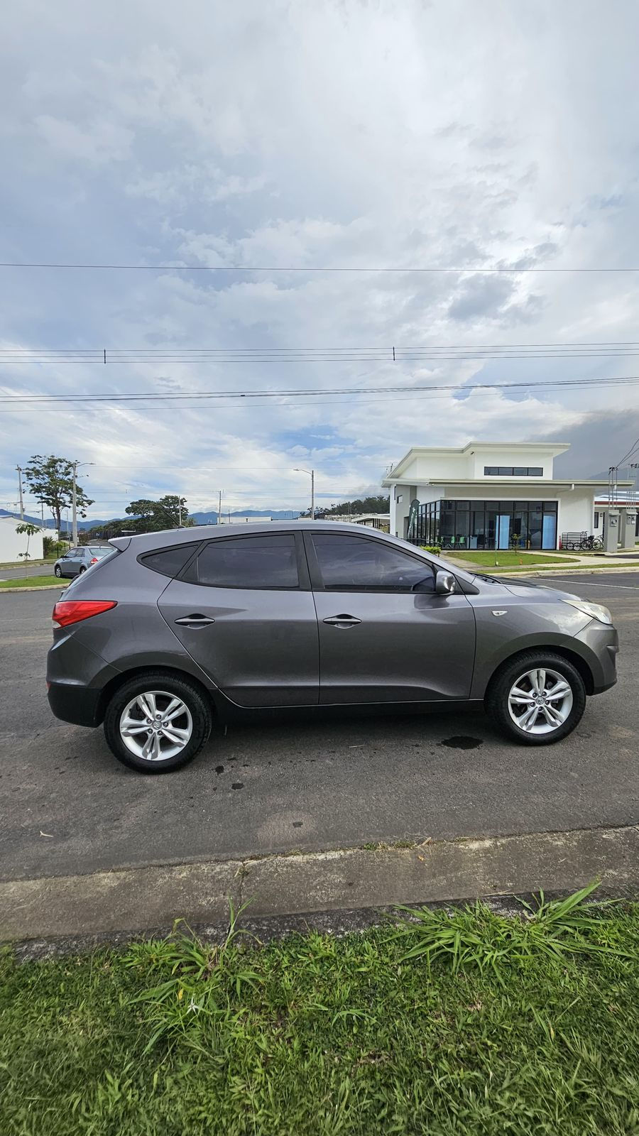 Miniatura: Hyundai Tucson 2011