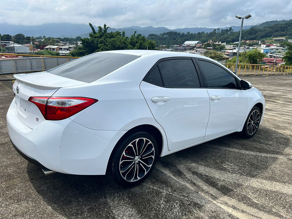 Miniatura: Toyota Corolla S 2015
