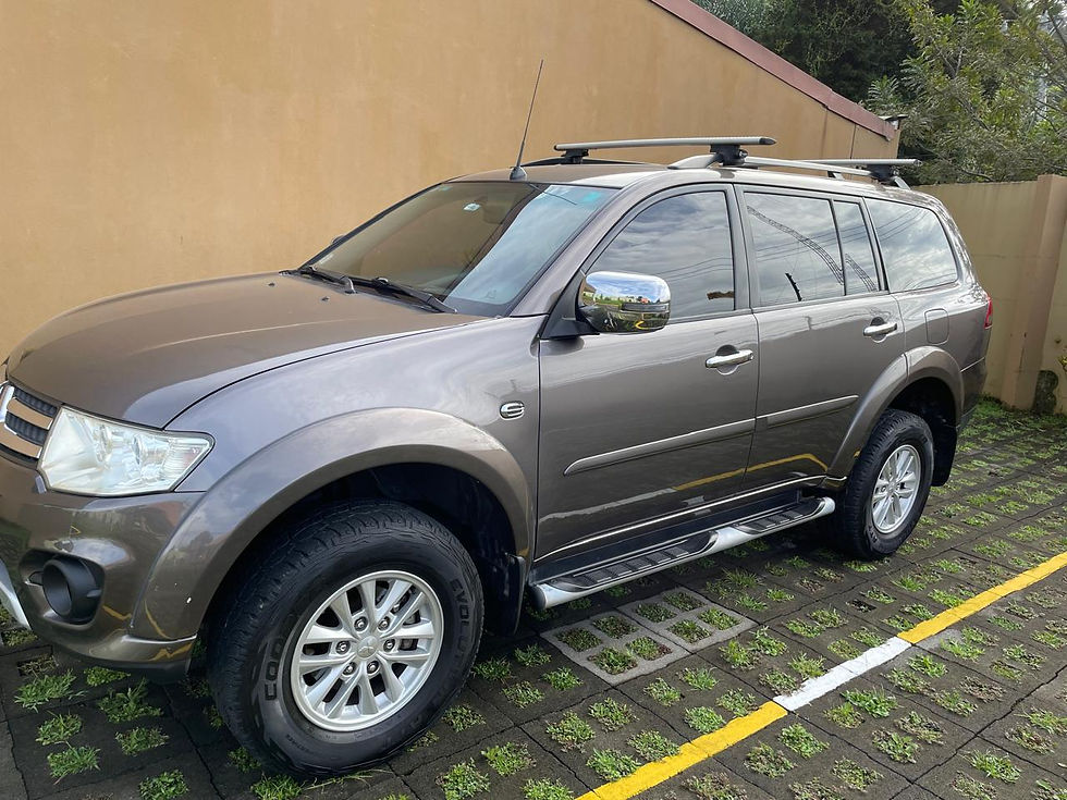 Miniatura: Mitsubishi Montero Sport 2015