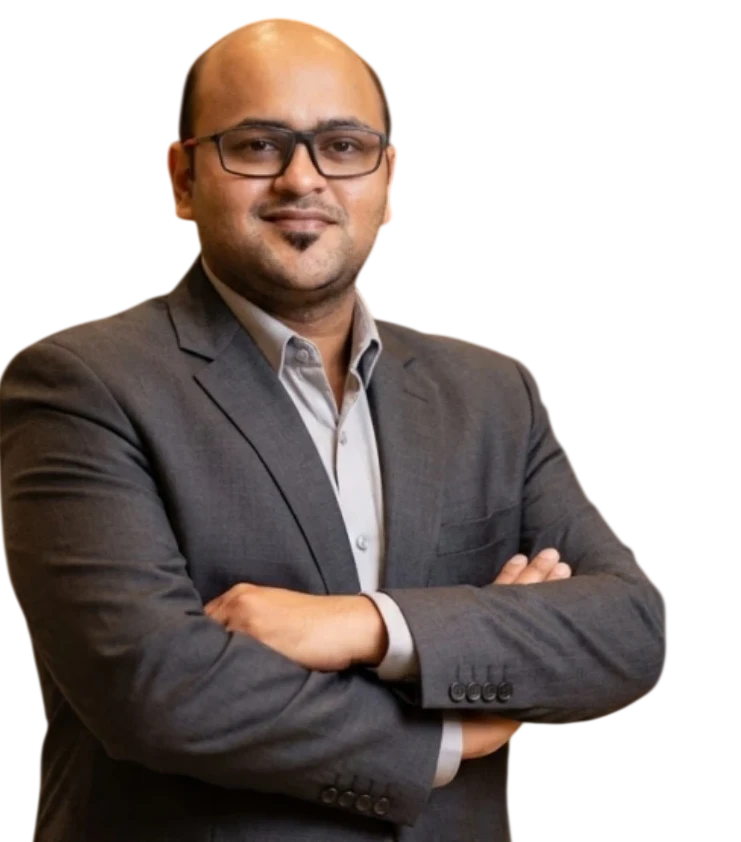 paaritosh pai Expert in vastu and numerology consultancy in a suit.