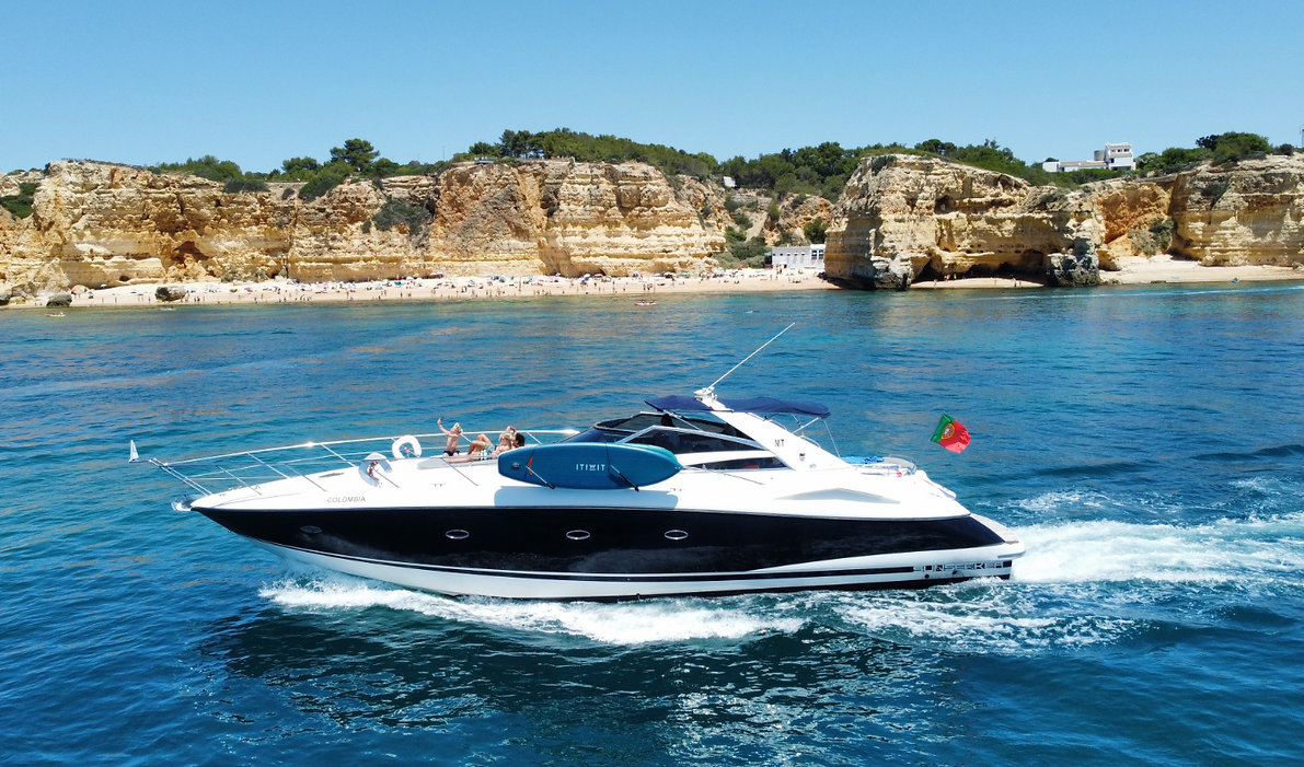 Yatch 2.png