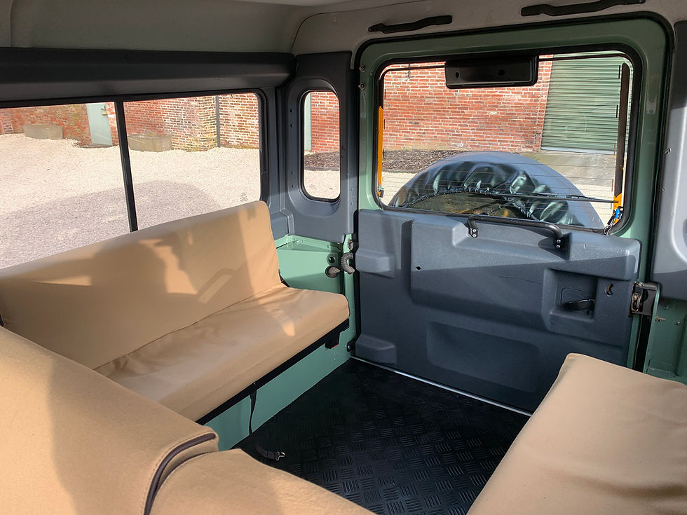 Thumbnail: 2002 Defender 110 Heritage Custom Edition