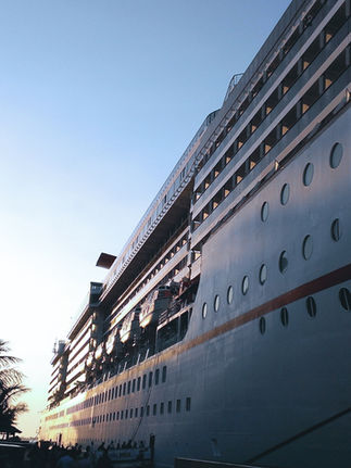 Set Sail for Paradise: An Unbeatable 4-Night Mozambican Cruise from only R14,166