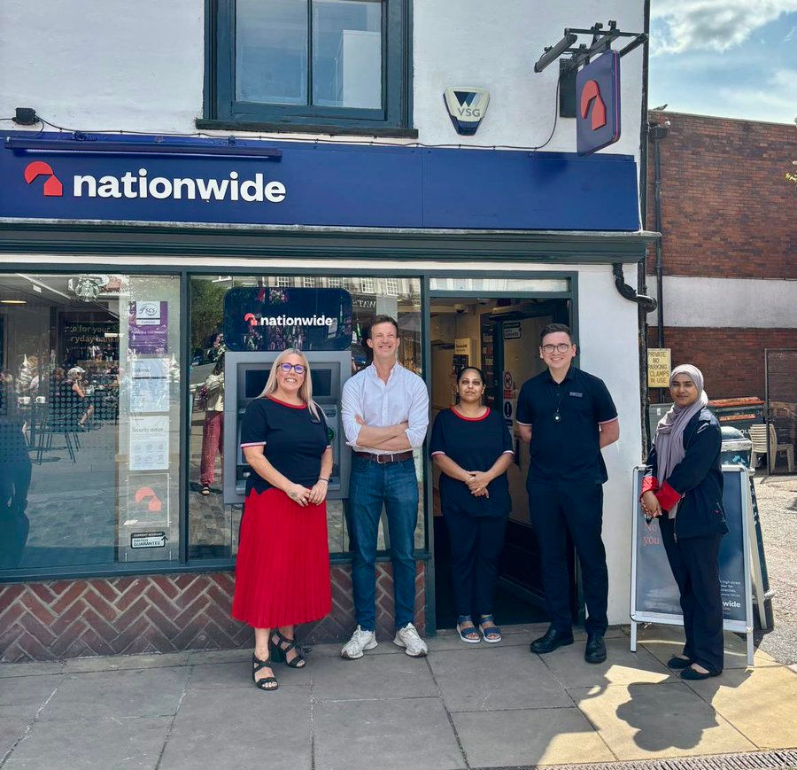 Hitchin MP celebrates newly-refurbished Nationwide branch