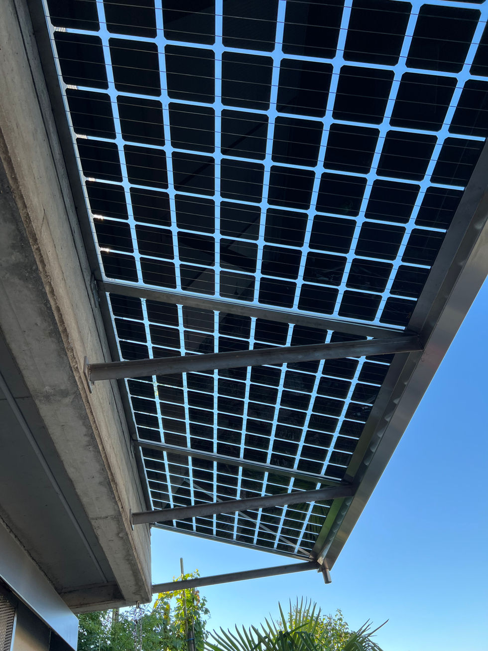 Vordach mit PV Glas