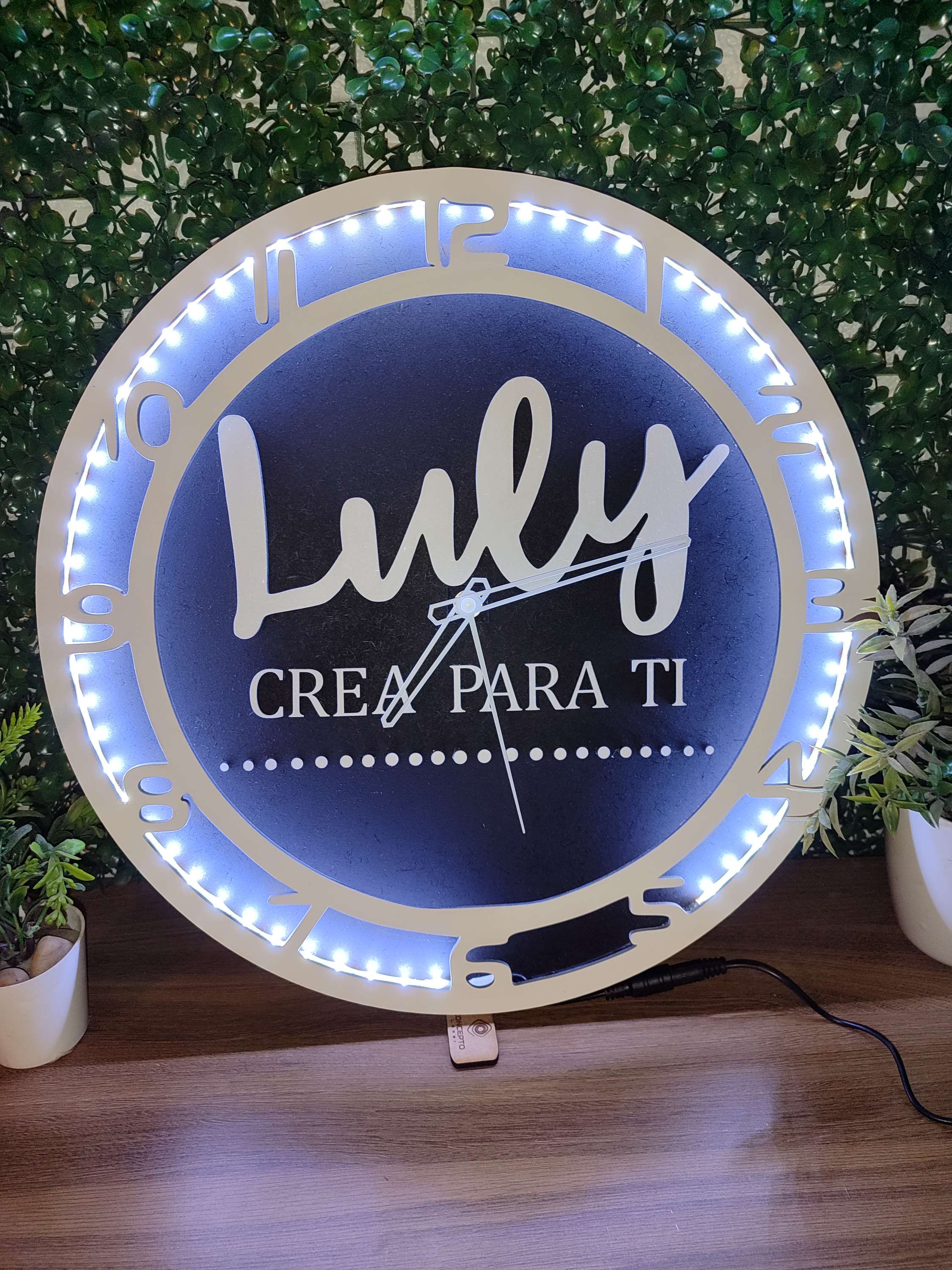 Reloj de pared personalizado con iluminación led 30cm