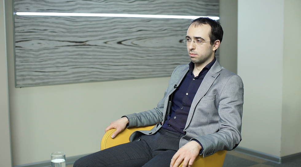 Лидер отрасли искусственного интеллекта Лоран Джейкобс рассуждает с Олегом Белушкиным о развитии стартапов.