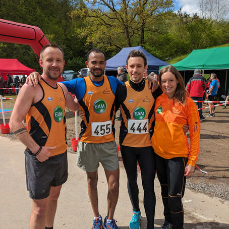 Volkslauf am Twistesee: Laufteam Athleten auf dem Podium