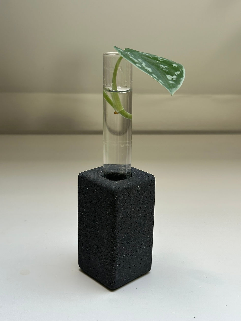 Miniaturbild: L eckig glatt