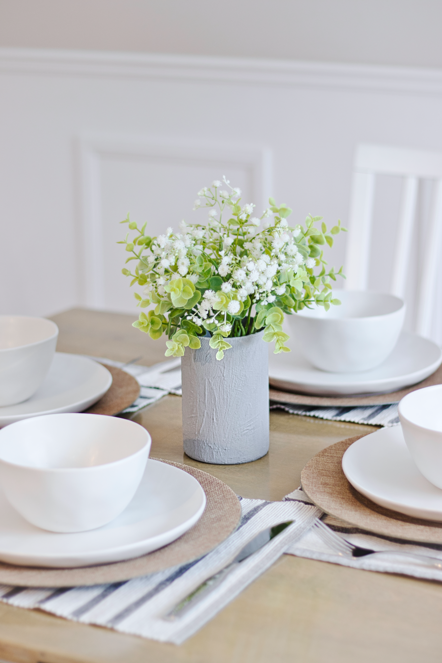 DIY baking soda paint vase transformation