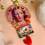 Miniature : Broche Ève et le Coup de Foudre – Bijou kitsch, romantique et décalé 