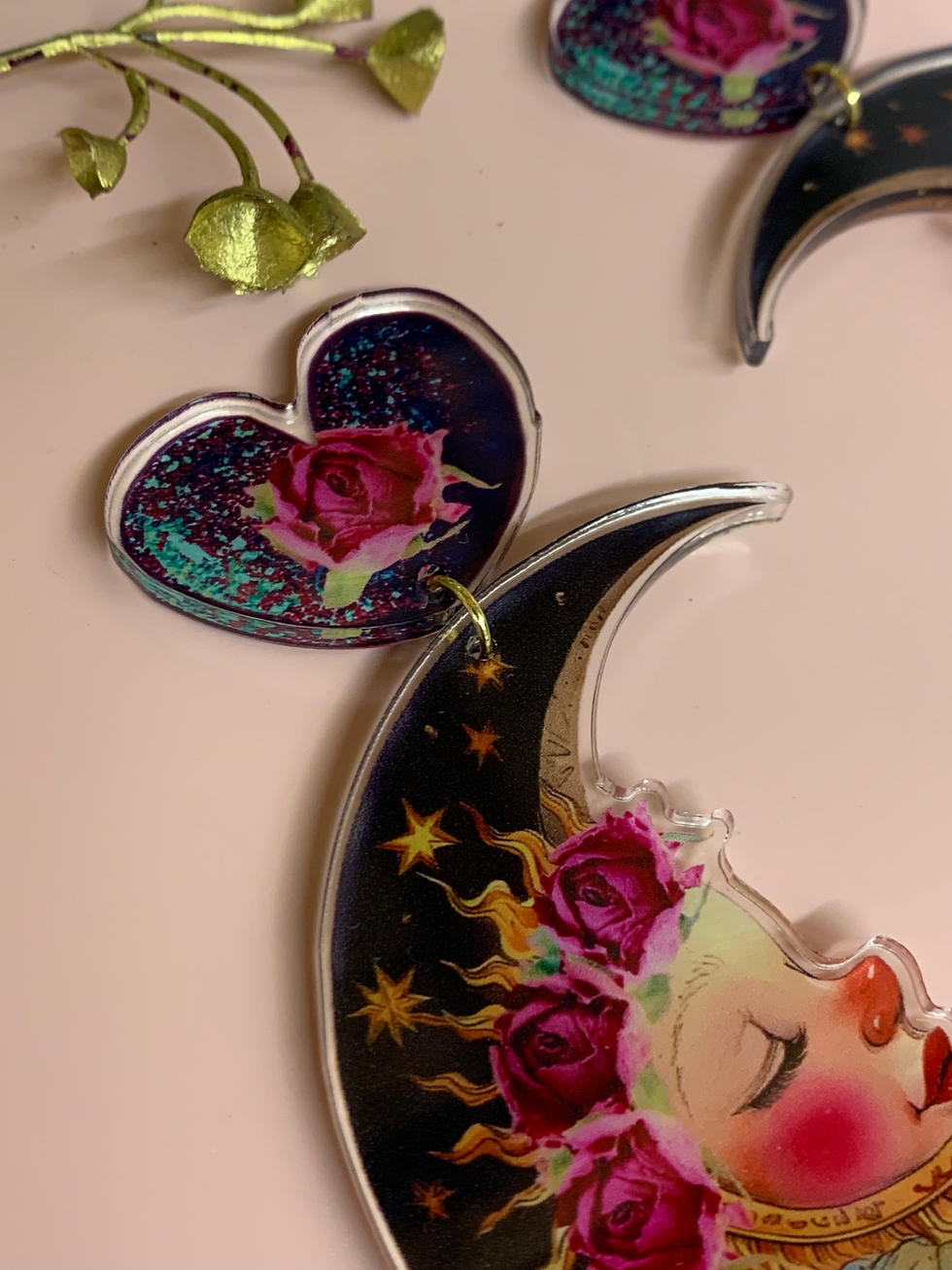 Miniature : Boucles d’oreilles acrylique Luna Rosa XL– légères, kitsch, poétiques, féériques