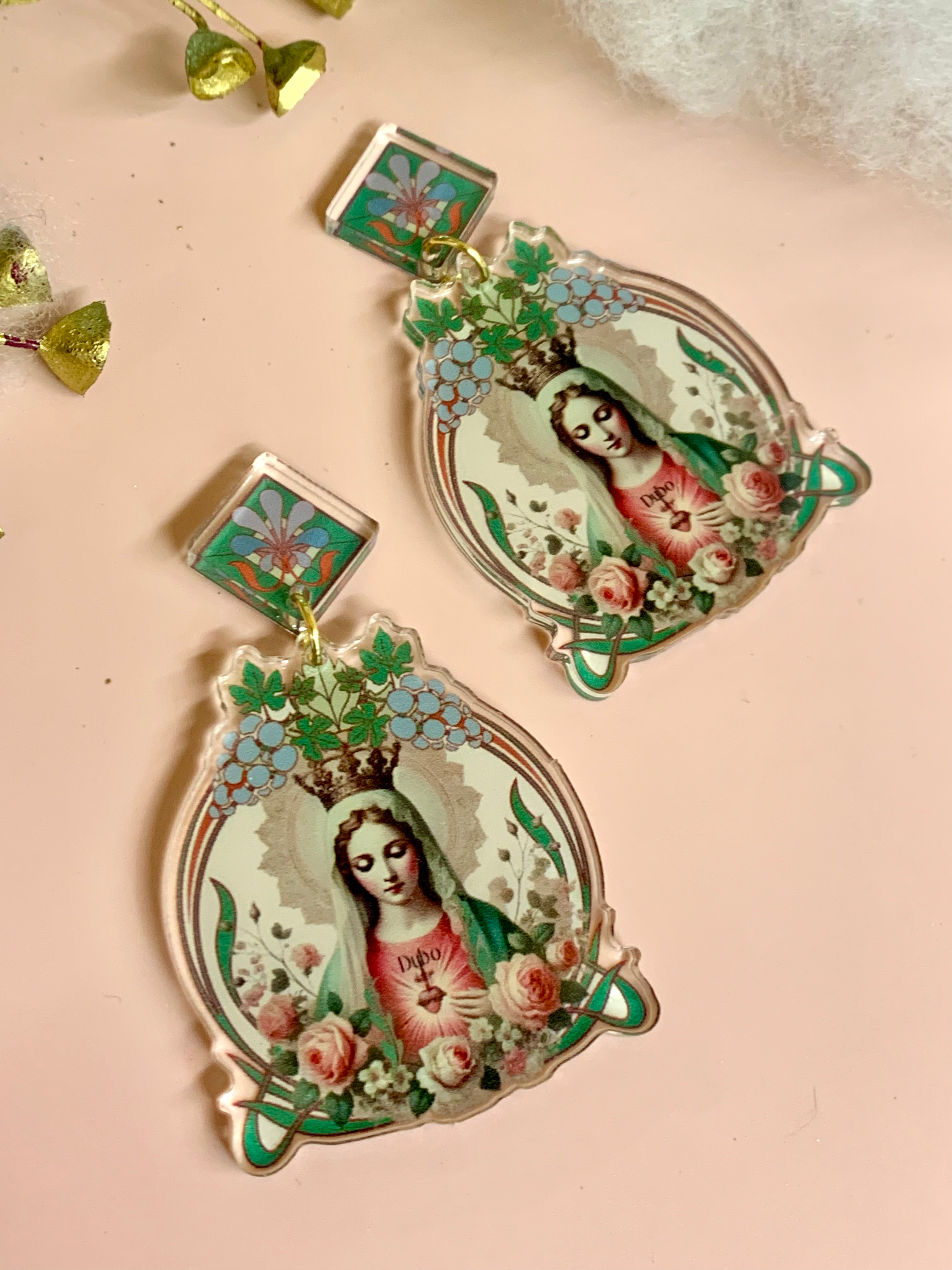 Boucles d’oreille MINIS acrylique, kitsch, féérique, poétique – Donna Isabella