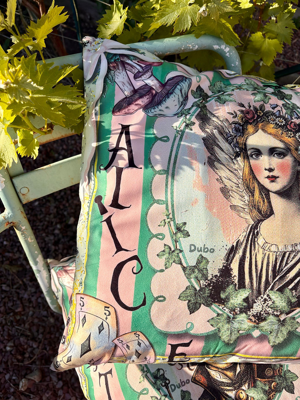 Miniature : Housse de coussin Alice Fairy Kitsch Rétro 