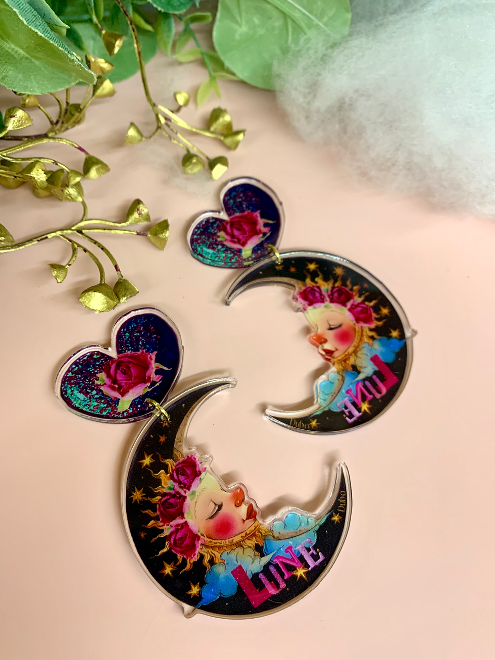 Boucles d’oreilles acrylique Luna Rosa - légères, kitsch, poétiques, féériques