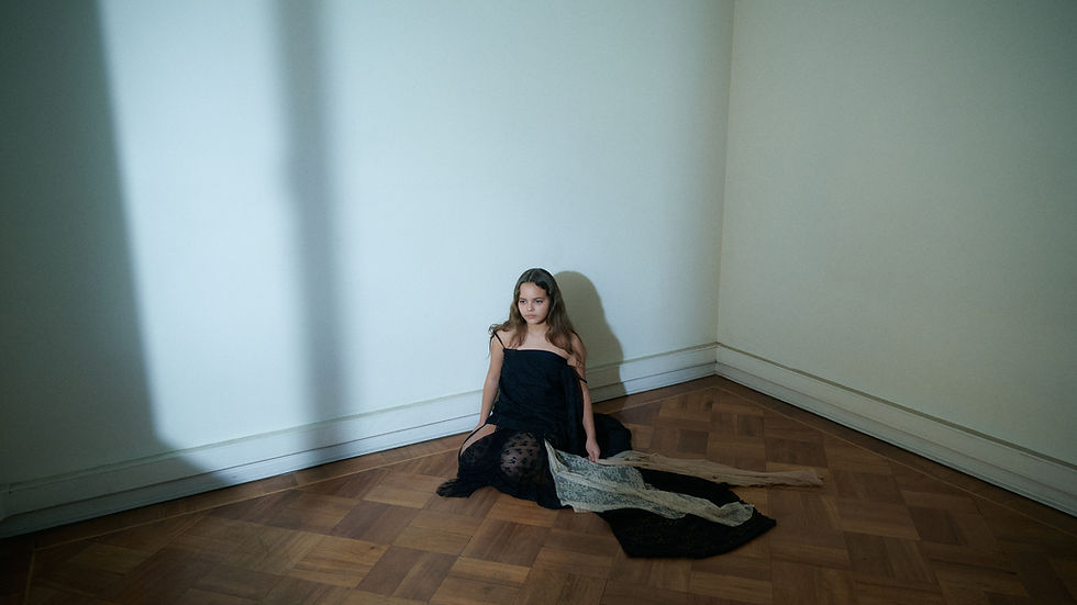 EDITORIAL NIÑA63232 copia.jpg