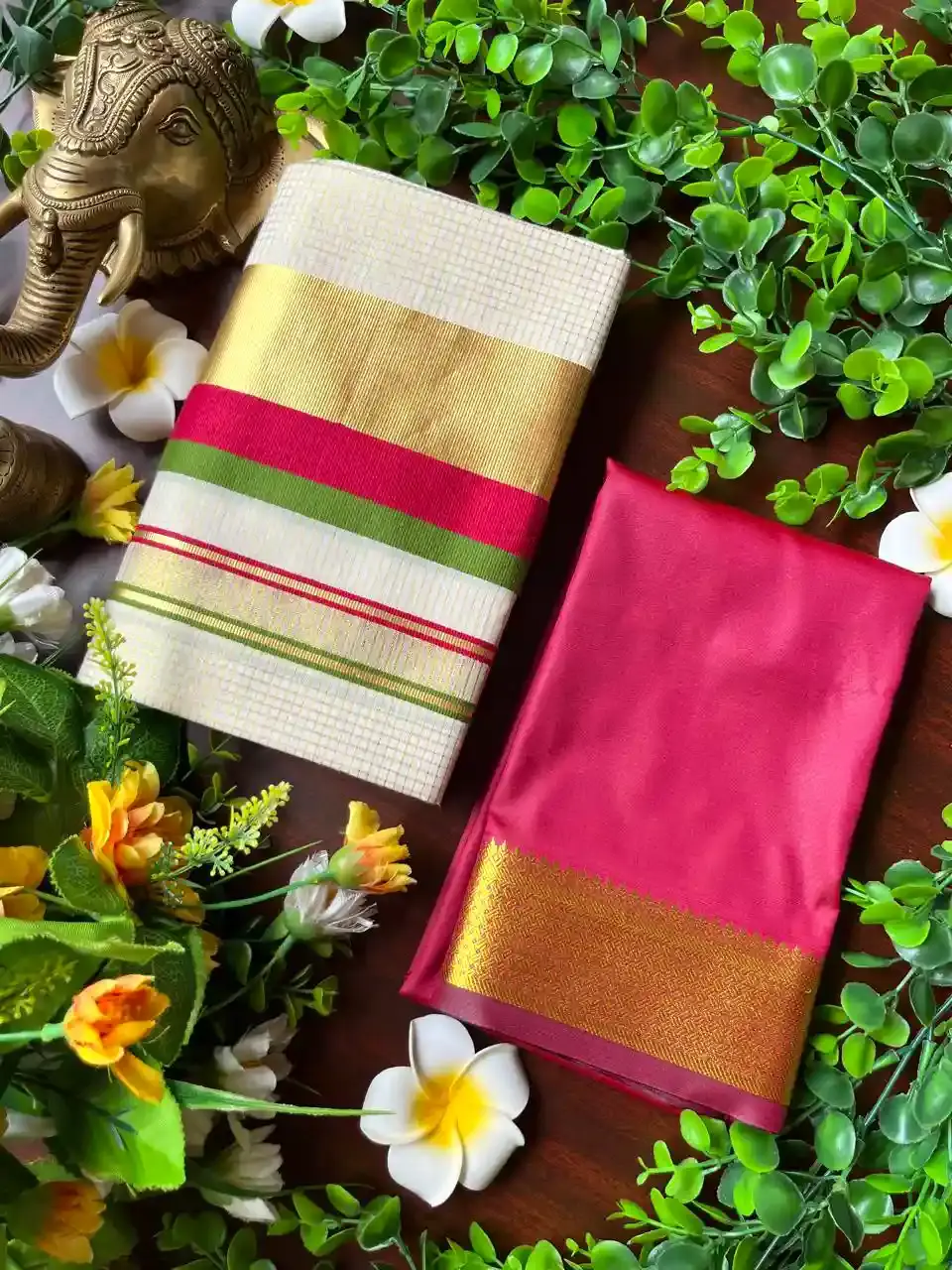 Maroon Pea Green Micro check Cotton Kasavu Set Mundu with Blouse image folded view