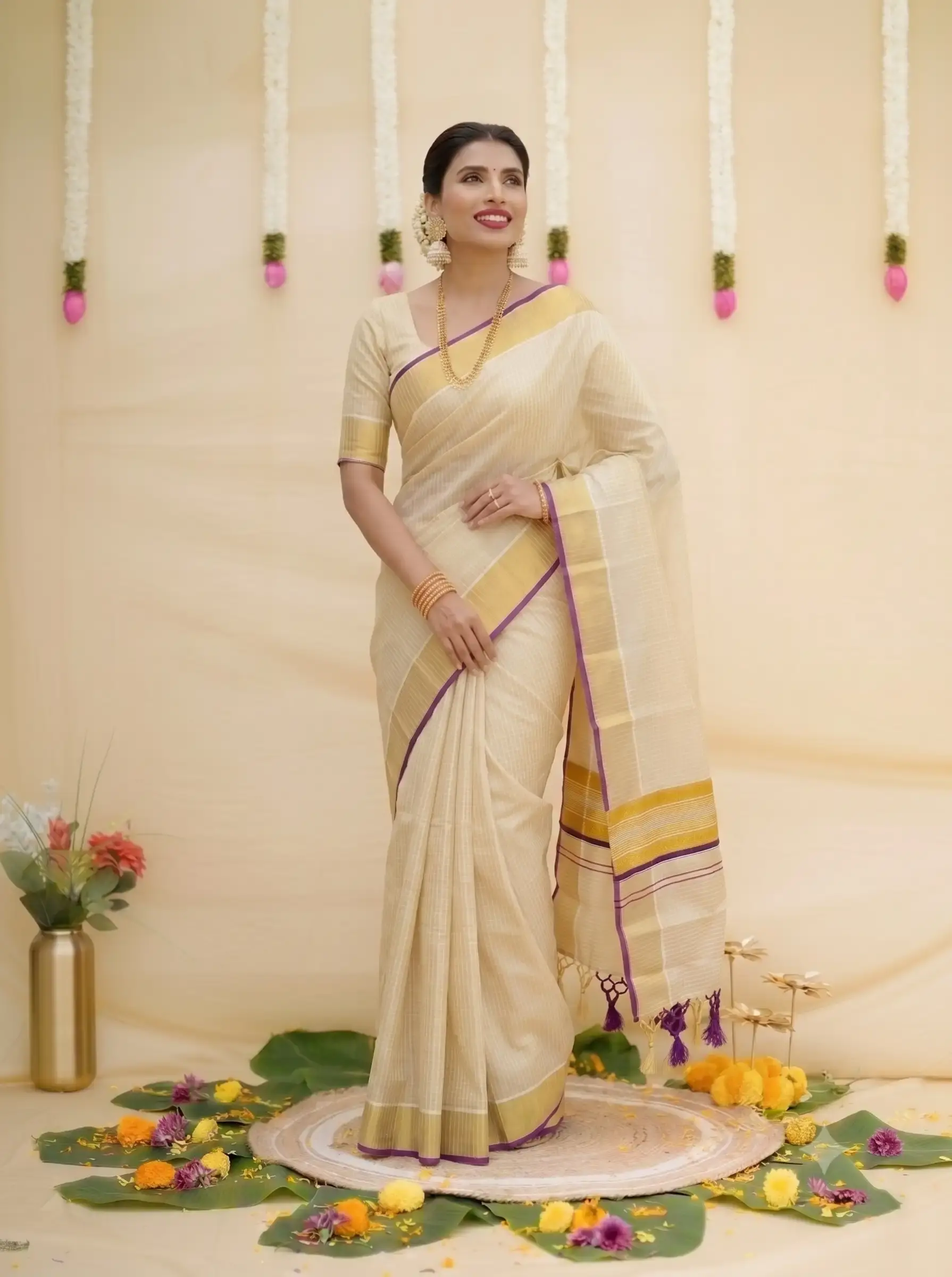 Grape Purple Micro Check Tissue Kerala Kasavu Saree with Blouse image full view