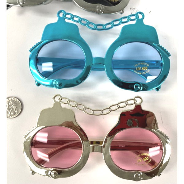 Thumbnail: HANDCUFF SHAPE SUNGLASSES