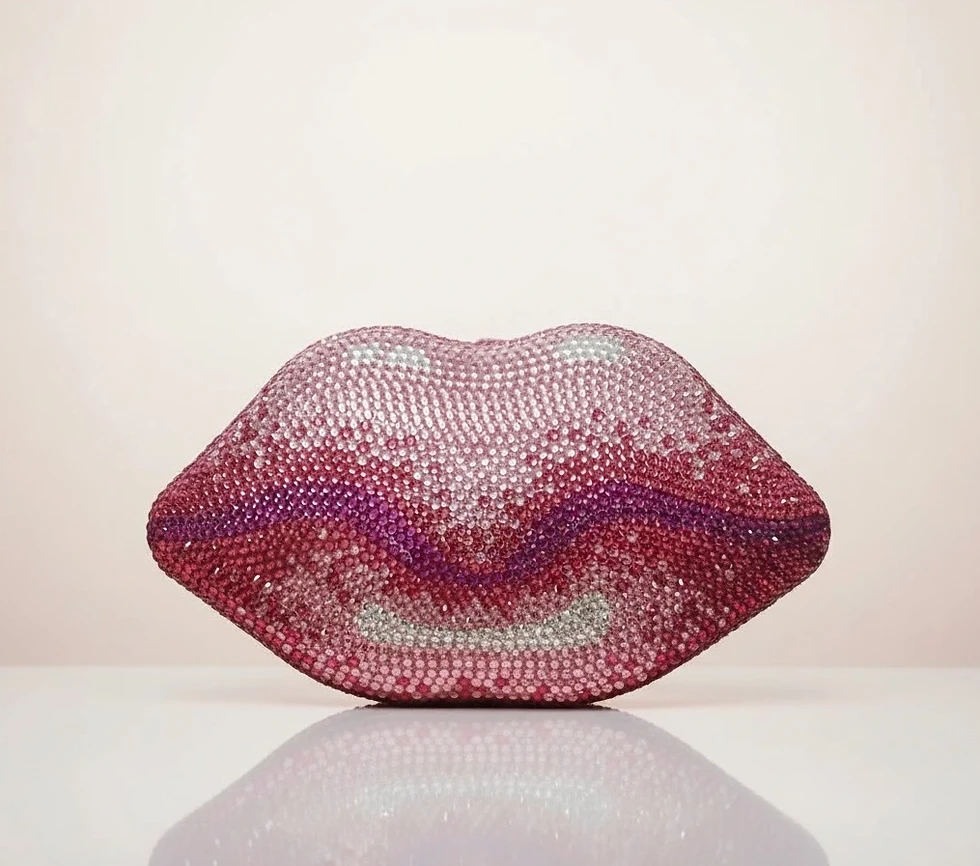 Pink crystal lips clutch bag with rhinestone embellishment – luxury statement evening purse for party and wedding