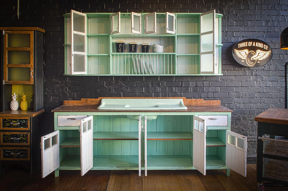 Thumbnail: Deco-Inspired Kitchen