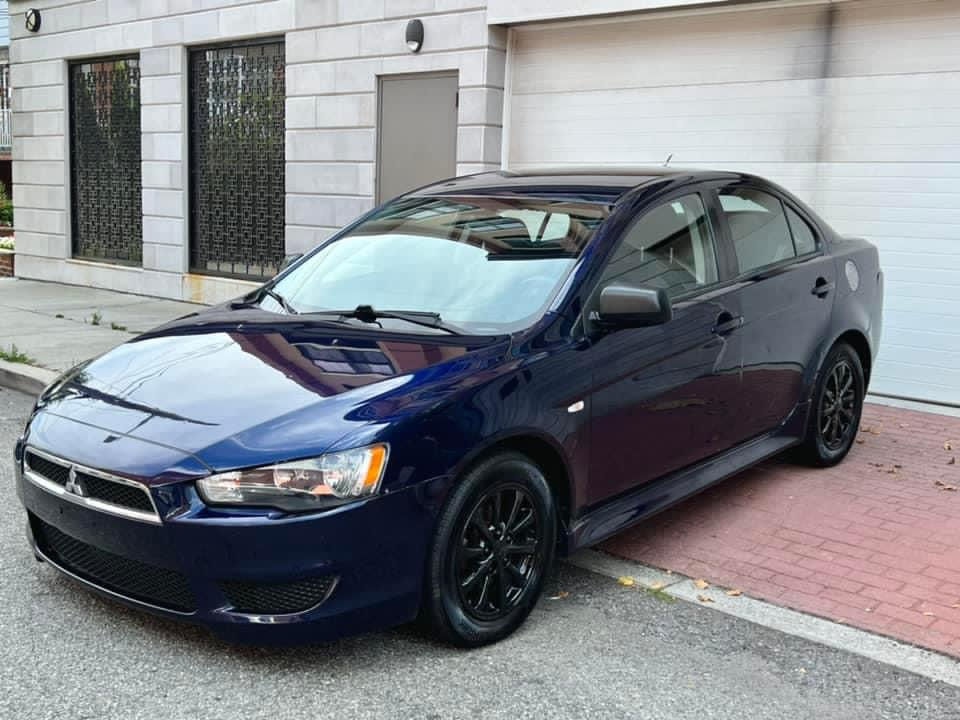 Thumbnail: 2013 Mitsubishi Lancer