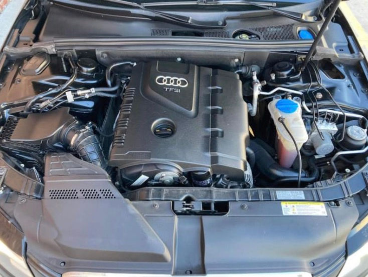 Thumbnail: 2011 Audi A4 2.0T Quattro Premium Plus