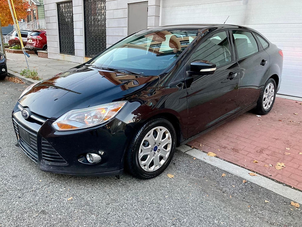 Thumbnail: 2012 Ford Focus SE