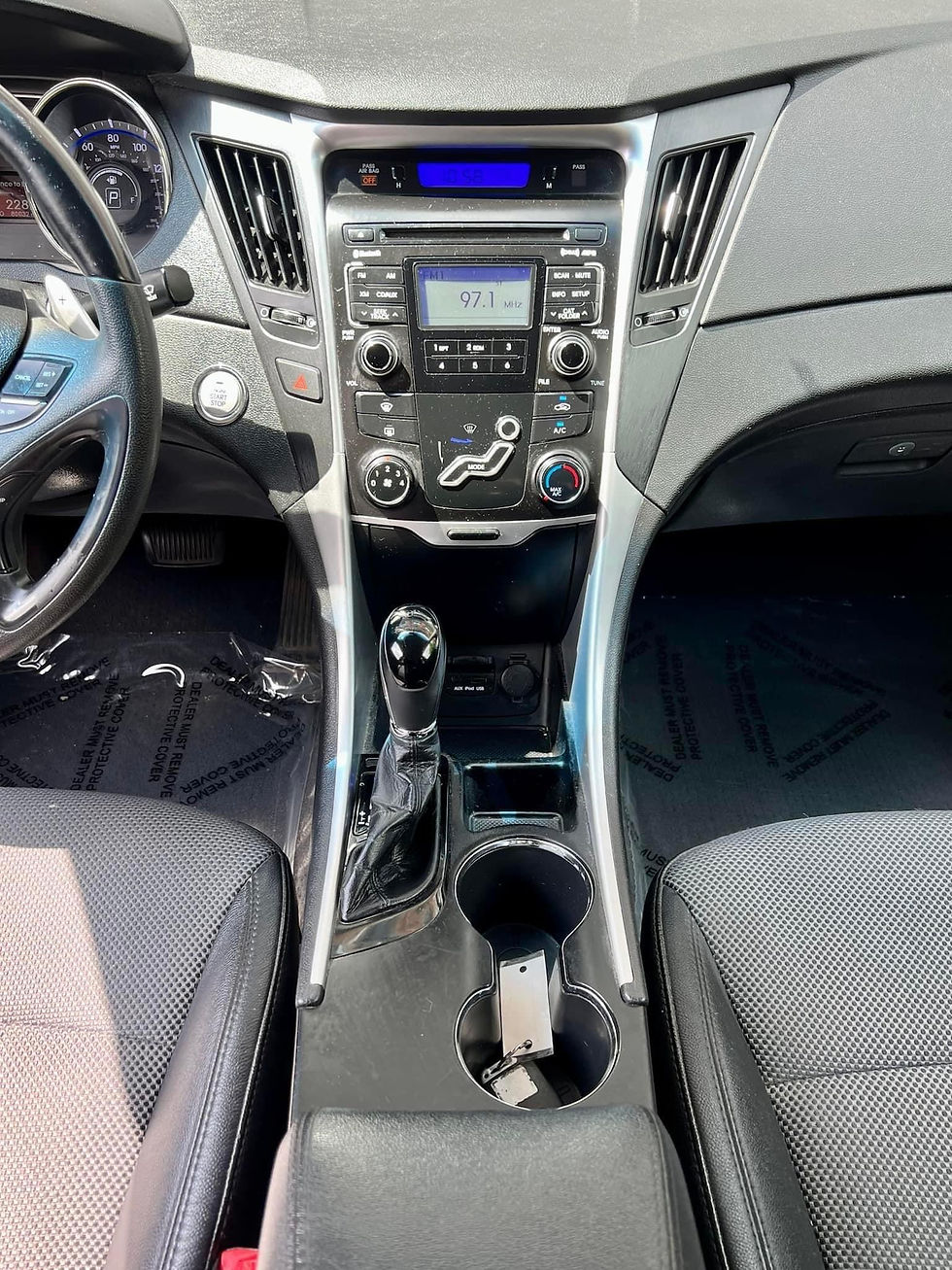 Thumbnail: 2011 Hyundai Sonata SE