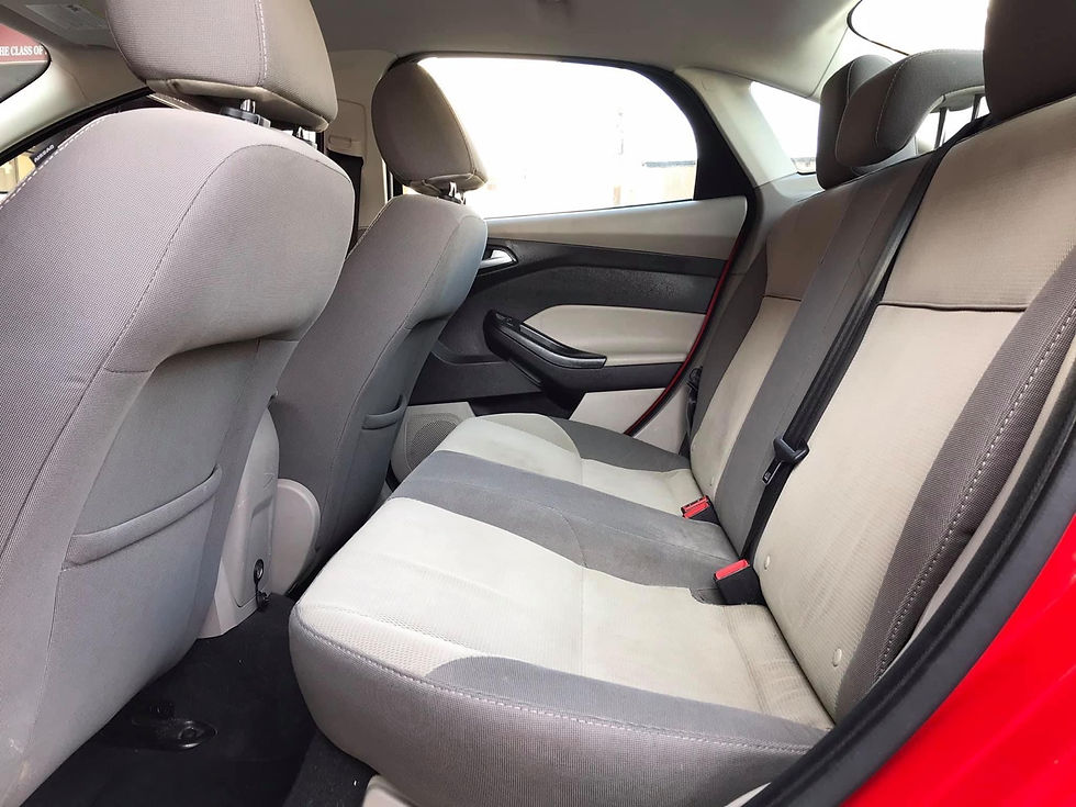 Thumbnail: 2013 Ford Focus SE