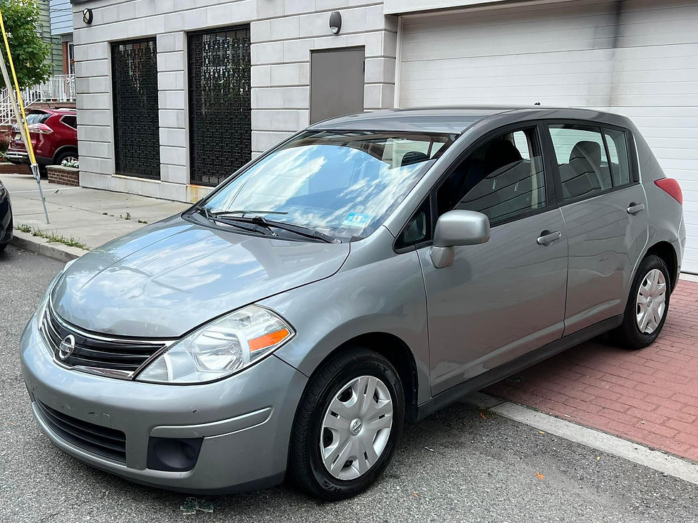 Thumbnail: 2011 Nissan Versa