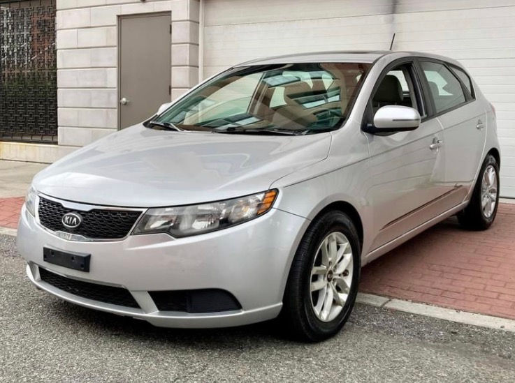 Thumbnail: 2011 Kia Forte EX