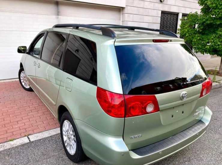 Thumbnail: 2008 Toyota Sienna XLE Limited