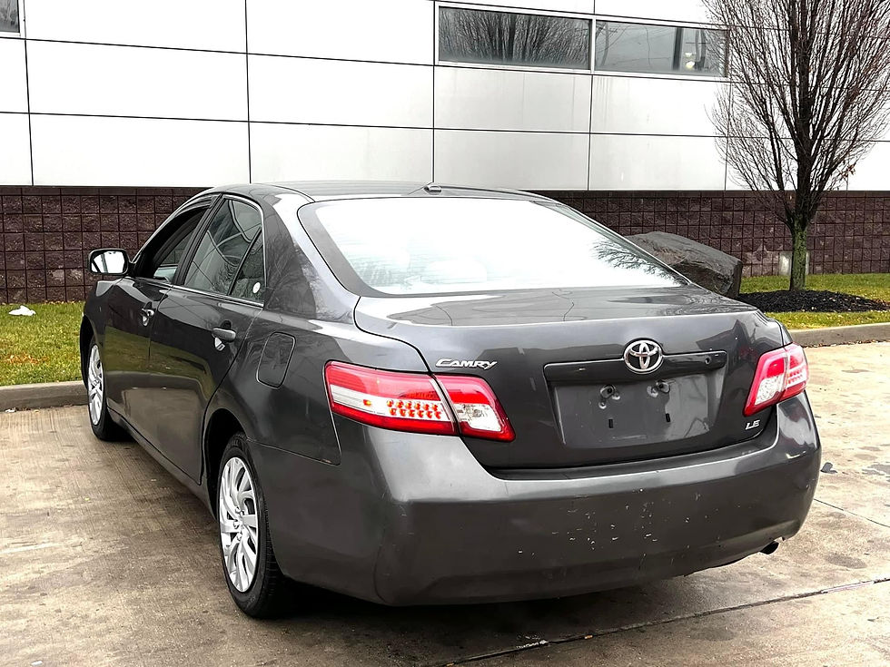 Thumbnail: 2010 Toyota Camry LE