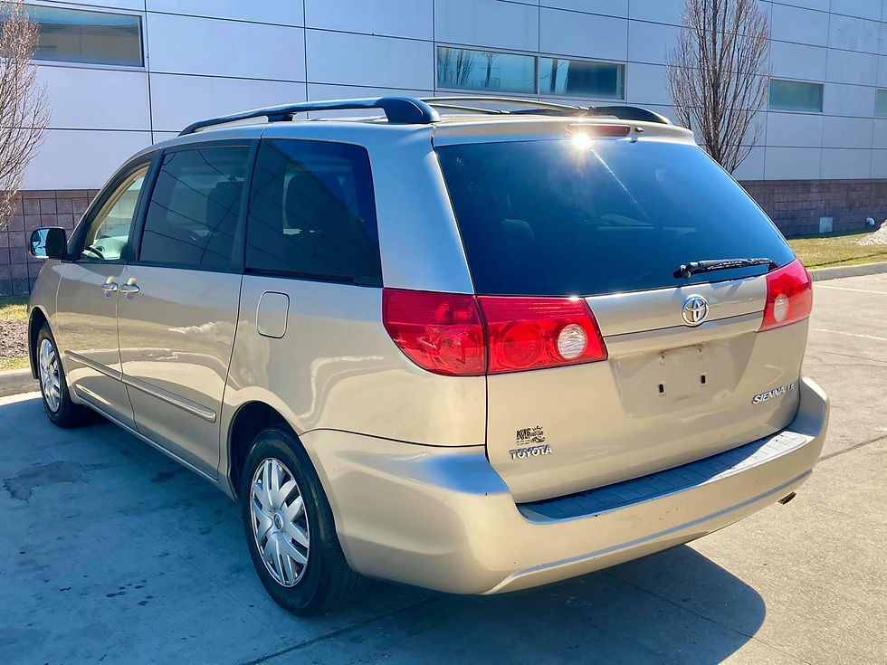 Thumbnail: 2009 Toyota Sienna LE