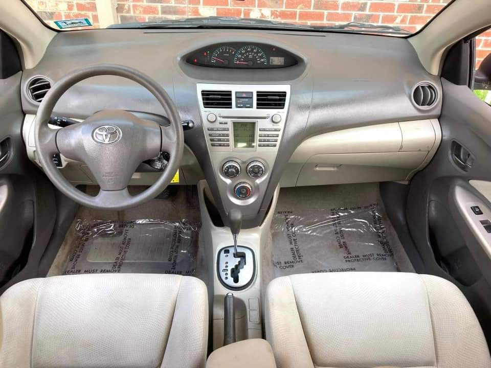 Thumbnail: 2009 Toyota Yaris