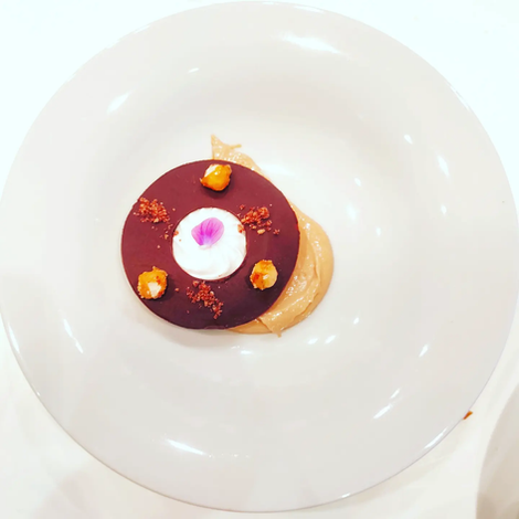 Dulche de leche - Cioccolato fondente - Meringa - Nocciole caramellate