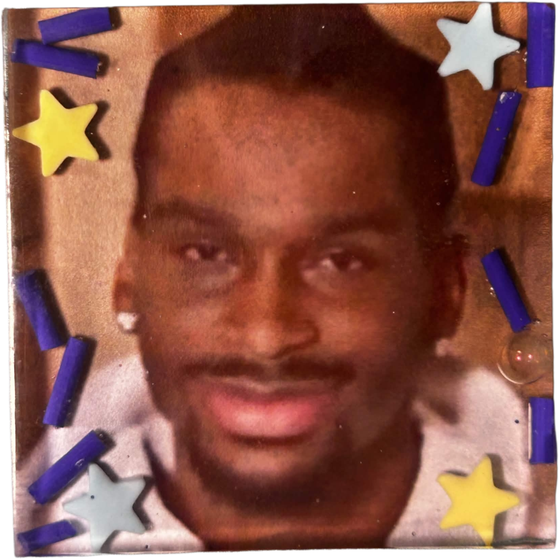 Shai Gilgeous-Alexander resin fridge magnet, candid sleepy morning photo with blue and yellow star accents