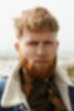 Mann mit Messy French Crop Frisur