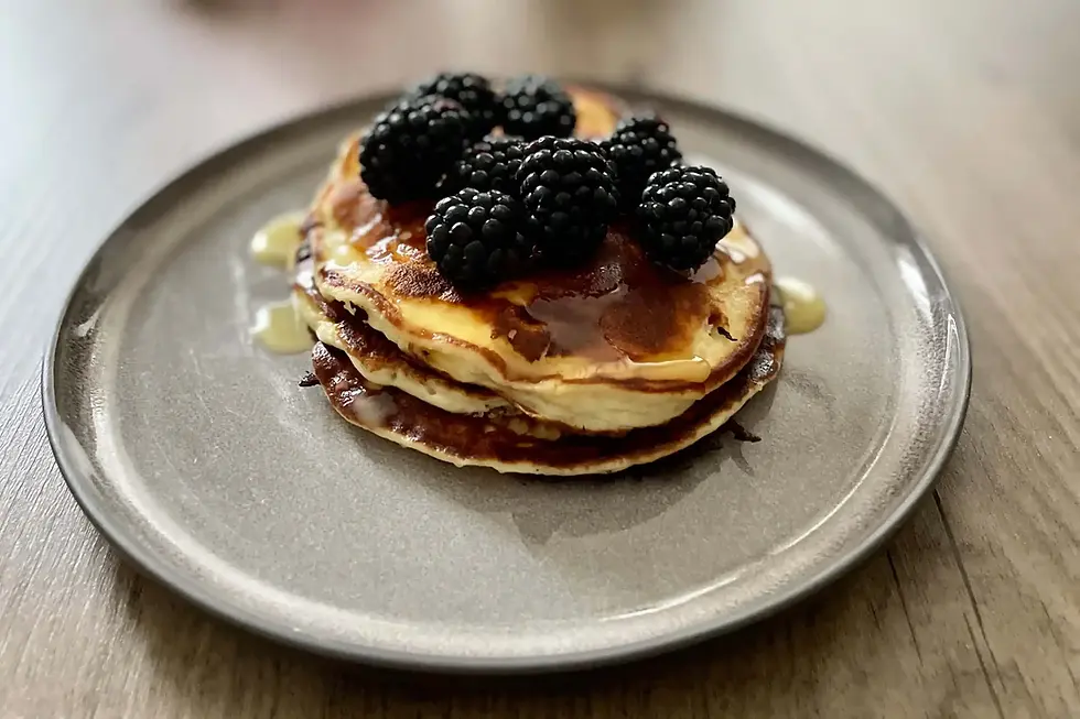 Protein-Pancakes mit Beeren-Topping